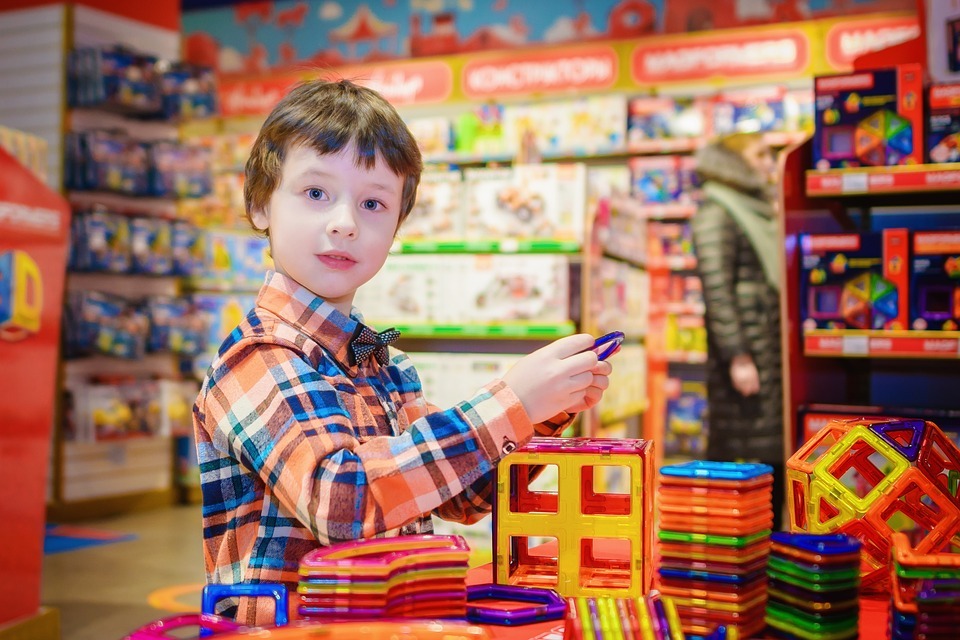 Dia das Crianças: brinquedos, presentes e…formação de novos consumidores?