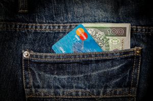 Cartão de crédito sem anuidade e que devolve um valor da suas compras? Sim, é possível!