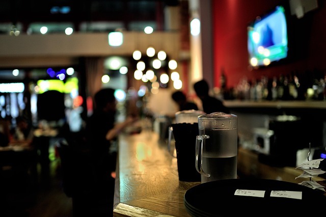 <strong>Bares e restaurantes sofrem com endividamento e com as bets, alvos do Desenrola 2.0 lançado pelo governo</strong>